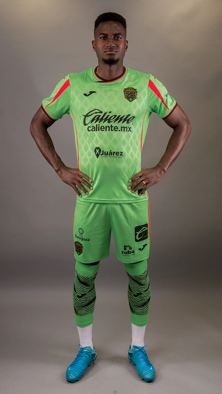 #3 Moises Mosquera